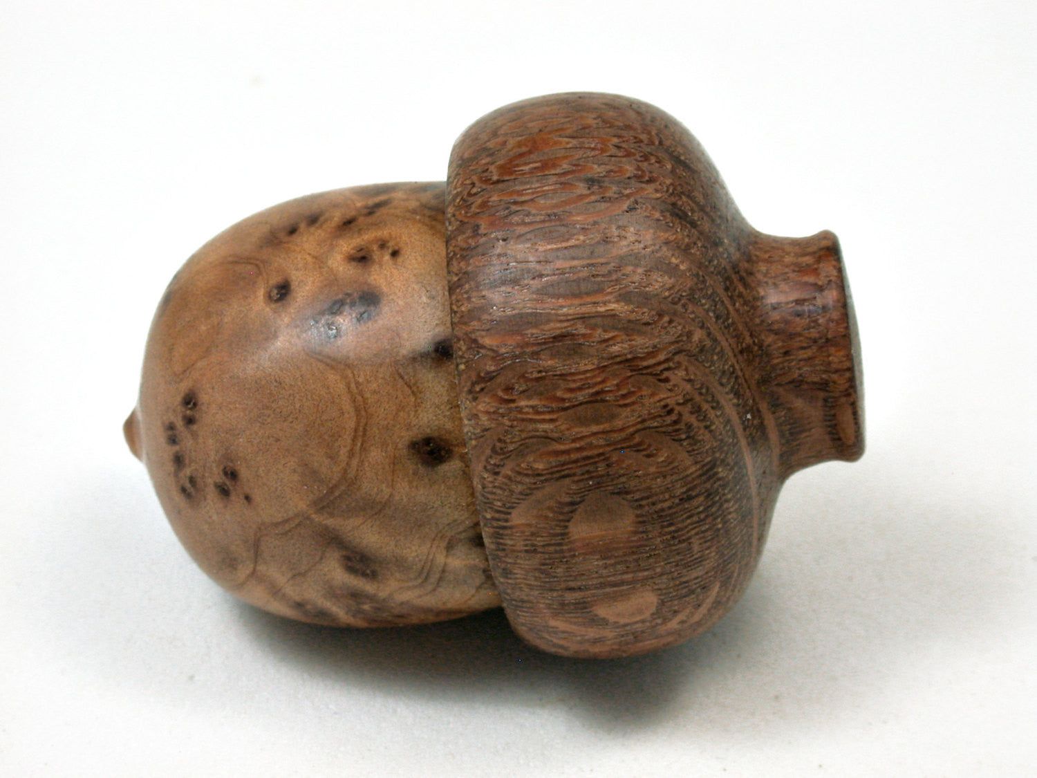 LV-1921 Thuya Burl & Fishtail Oak Wooden Acorn Ring Box, Pill Box, Trinket Box-SCREW CAP