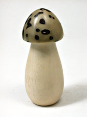 LV-2003 Holly & Raphia Palm Nut Threaded Mushroom Needlecase, Pill Box, Jewelry Box-SCREW CAP