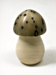 LV-2004 Holly & Raphia Palm Nut Threaded Mushroom Needlecase, Pill Box, Jewelry Box-SCREW CAP
