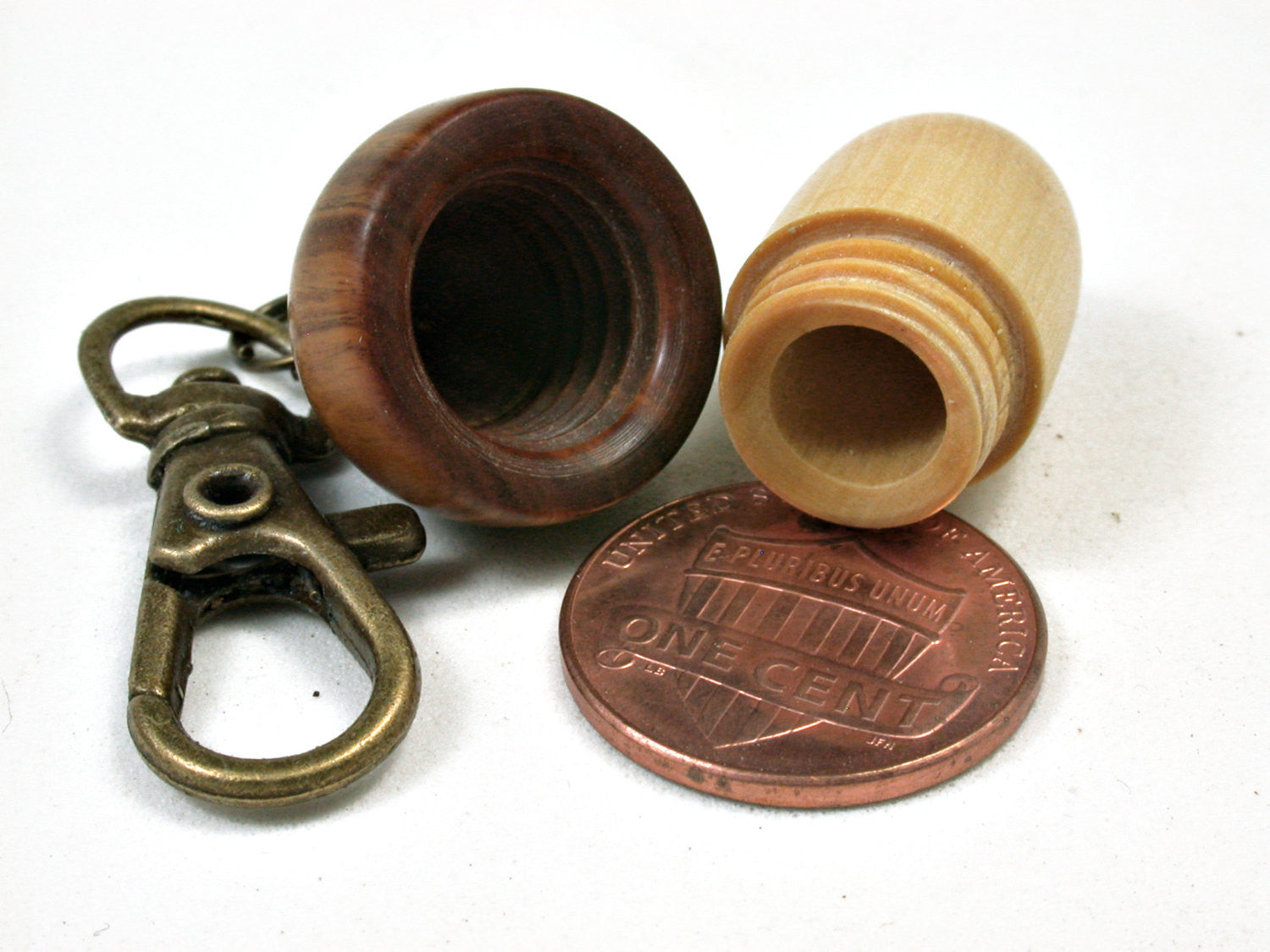 LV-2193 Acorn Pendant Box, Charm, Pill Holder from Boxwood & Lignum Vitae-SCREW CAP