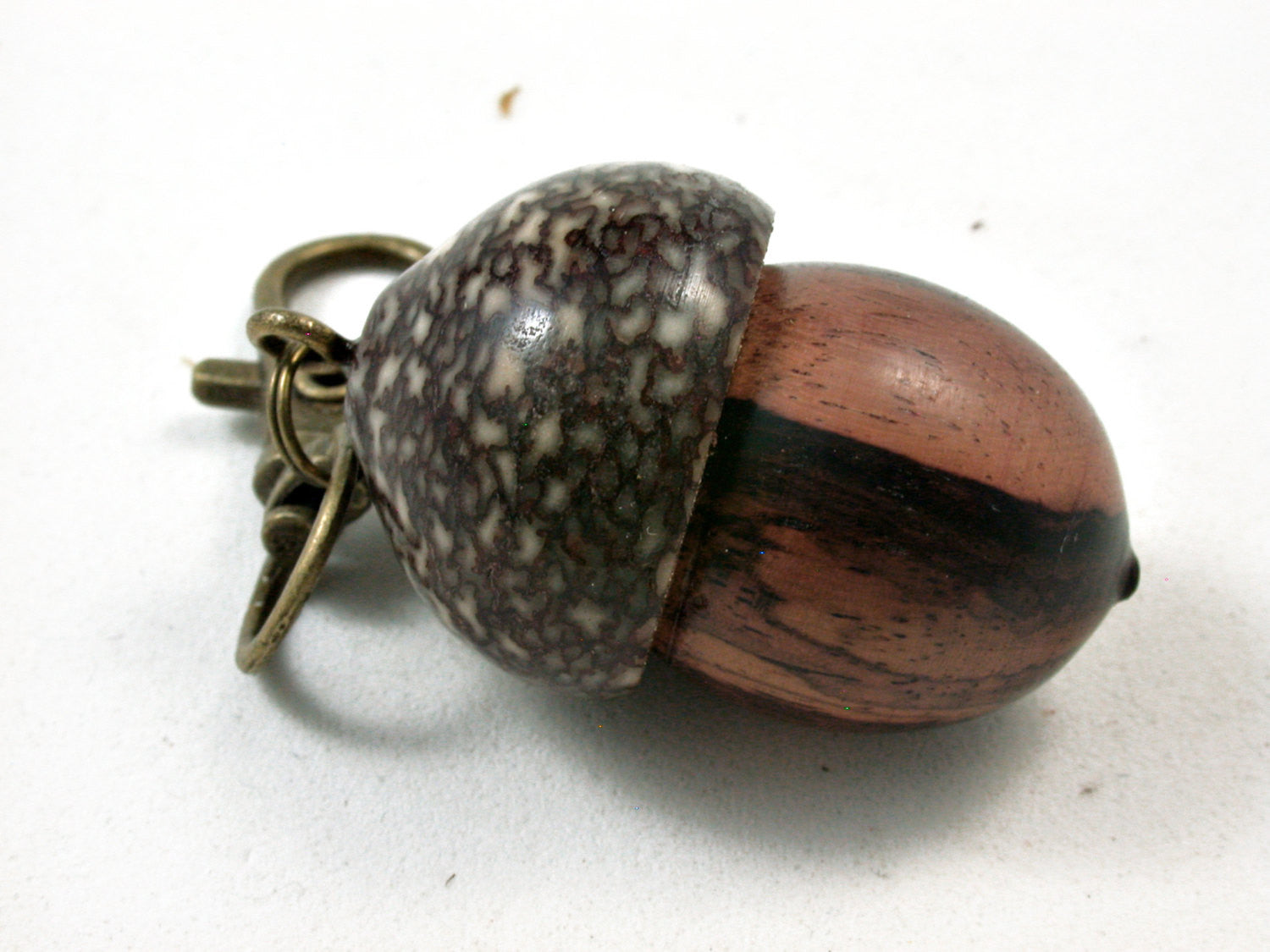 LV-2622 Camatillo & Betelnut Acorn Pendant Box, Secret Compartment-SCREW CAP