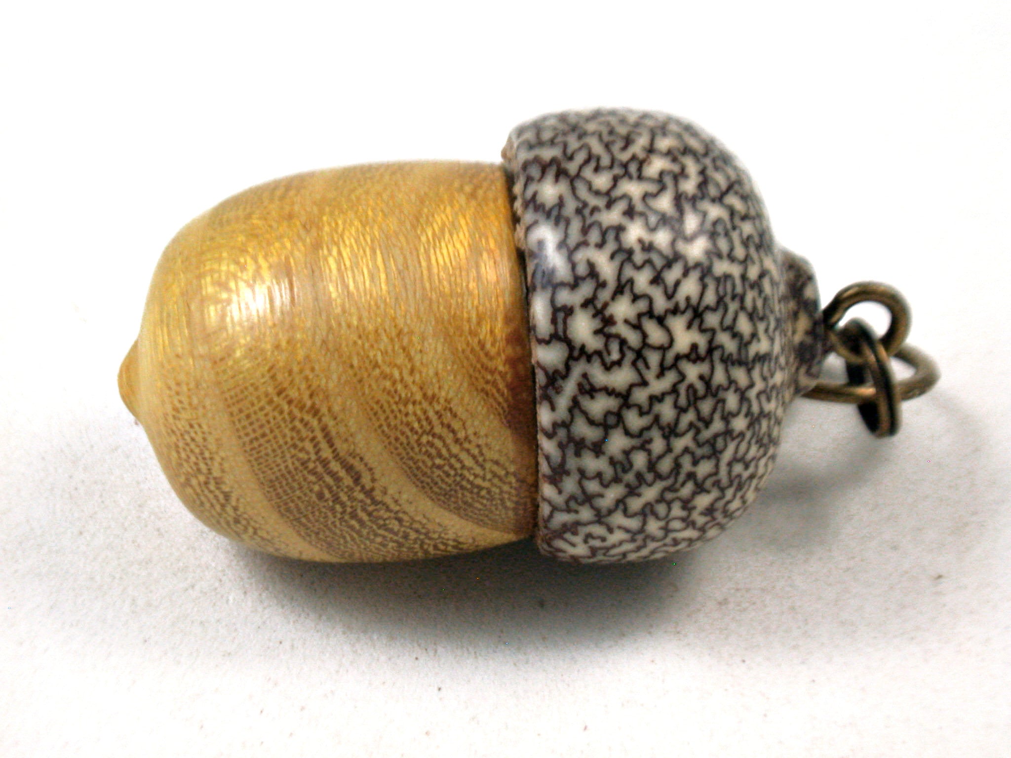 LV-3538  Osage Orange & Betel Nut Acorn Pendant Box, Keychain, Pill Fob-SCREW CAP