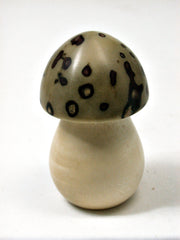LV-2004 Holly & Raphia Palm Nut Threaded Mushroom Needlecase, Pill Box, Jewelry Box-SCREW CAP